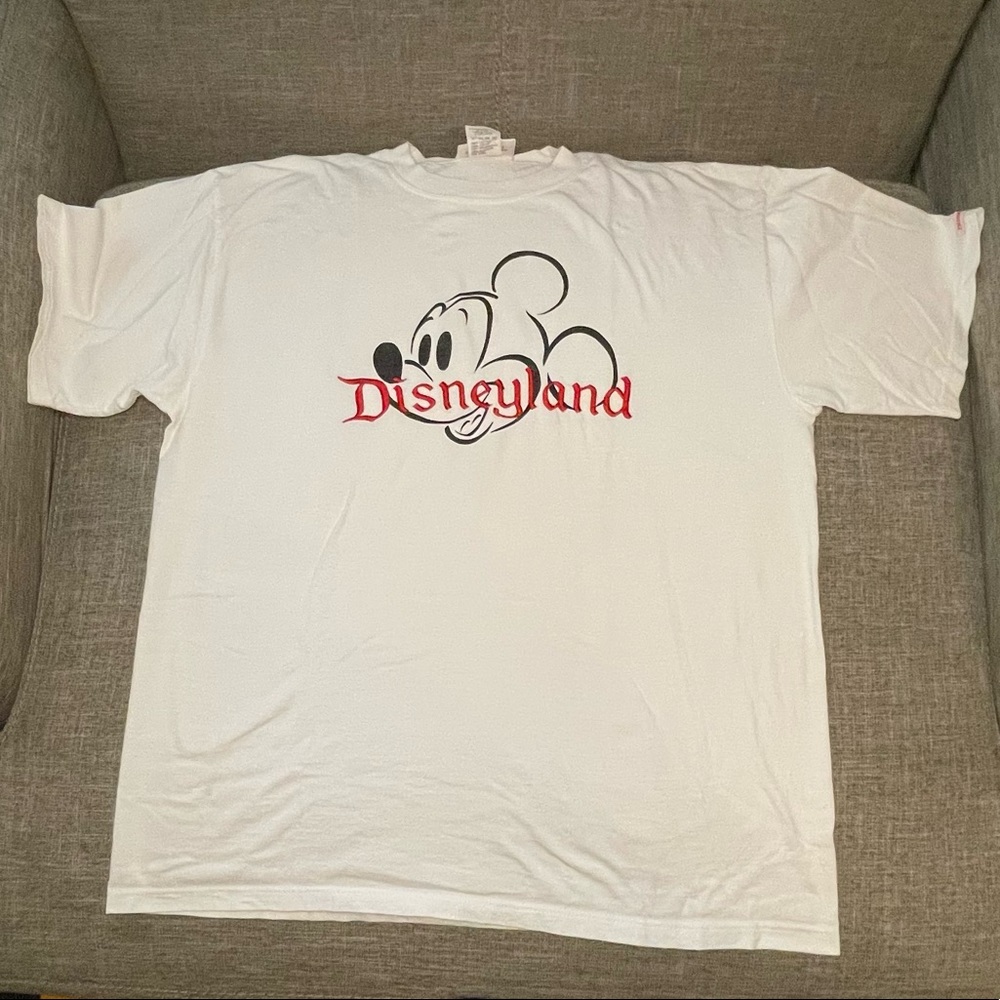 Vintage 90s Disneyland Mickey Mouse Embroidered T-Shirt L
